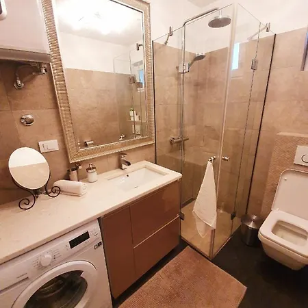 Mikulic 2 Apartment