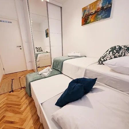 Mikulic 2 Apartment